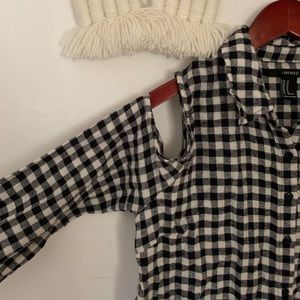 NWT Gingham Open Shoulder Flannel
